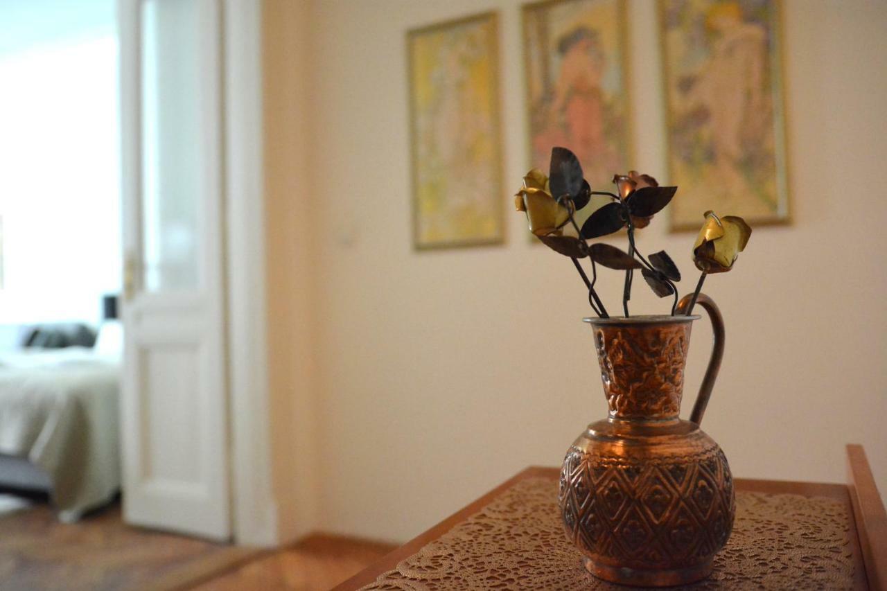 Apartment In The Heart Of Prague Exterior photo