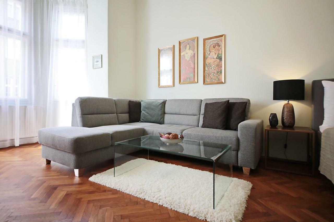 Apartment In The Heart Of Prague Exterior photo